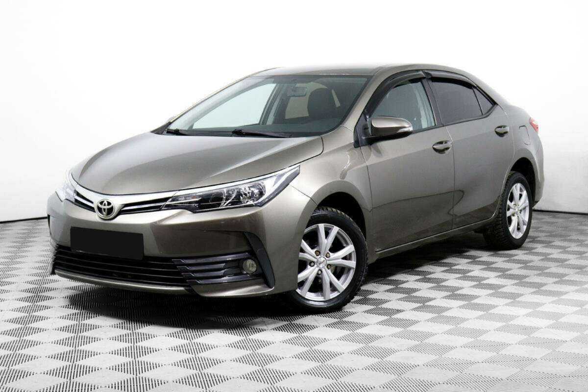 Toyota Corolla с пробегом — 2017 год. Посмотреть фото