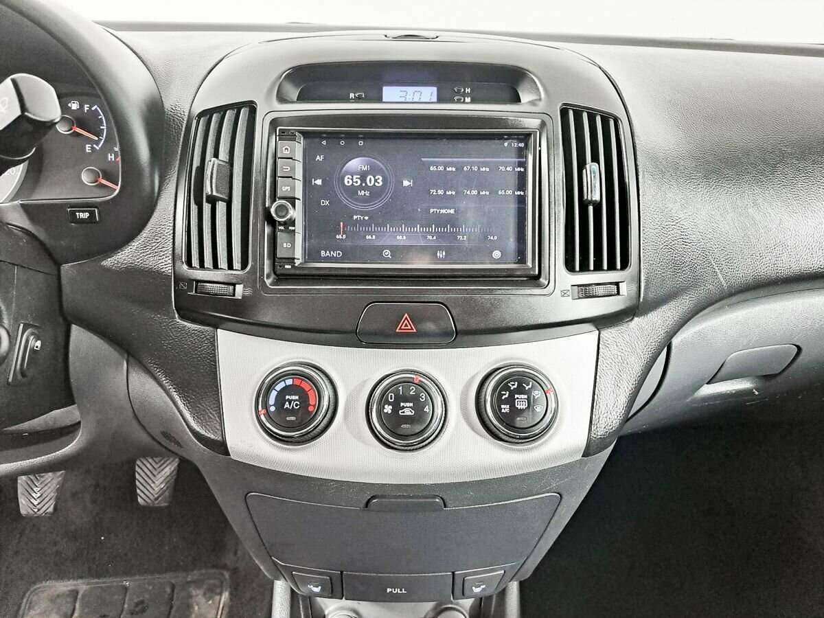 Hyundai Elantra с пробегом — 2008 год. Фото: #12