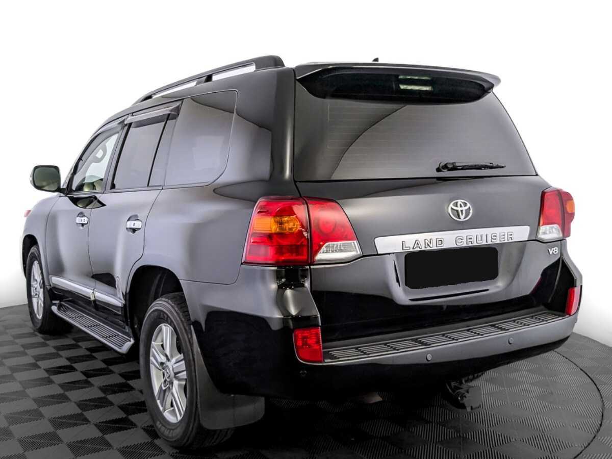Toyota Land Cruiser с пробегом — 2014 год. Фото: #6