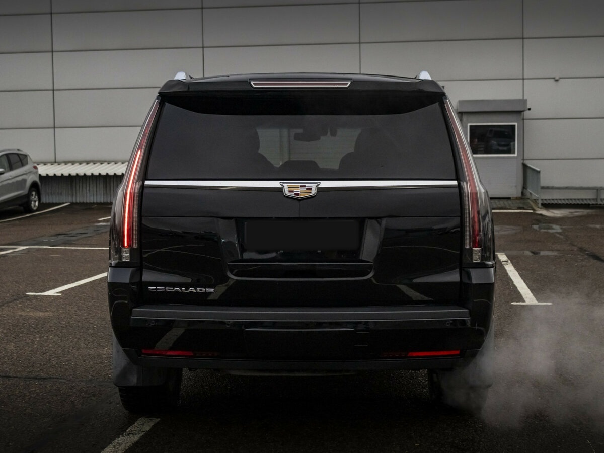 Cadillac Escalade с пробегом — 2017 год. Фото: #5