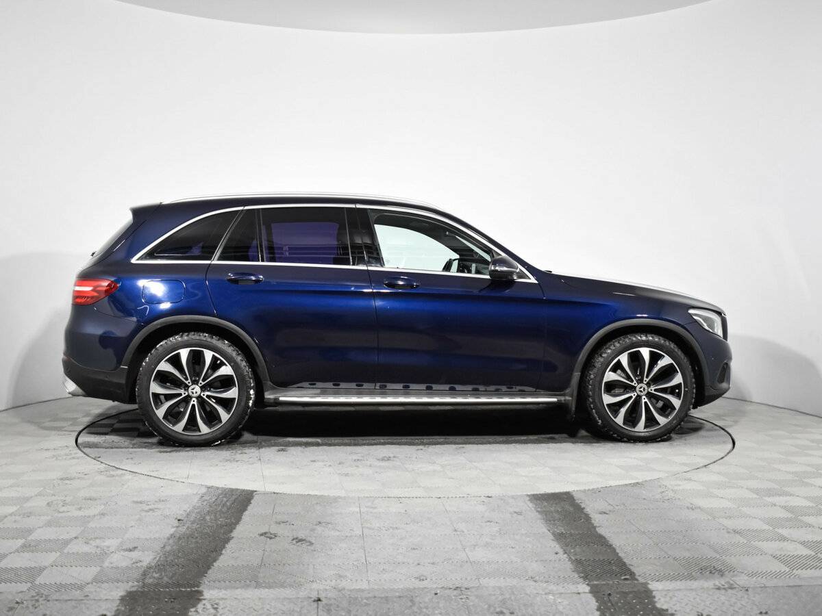 Mercedes-Benz GLC с пробегом — 2016 год. Фото: #3