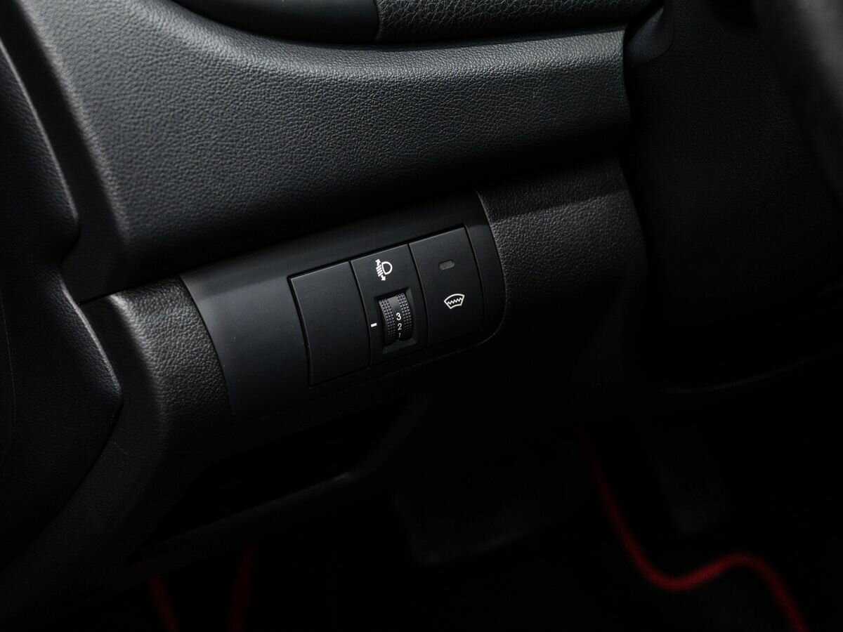 Kia Cerato с пробегом — 2011 год. Фото: #16