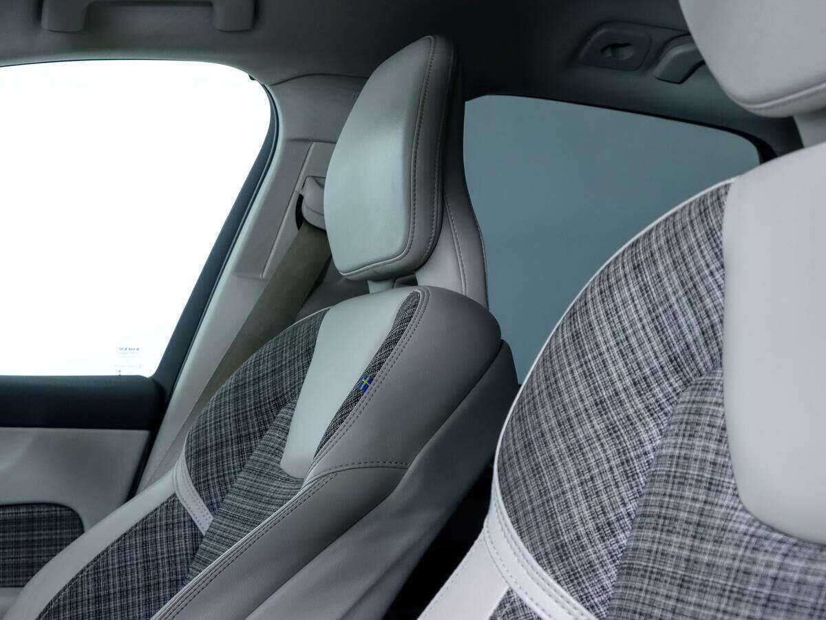 Volvo XC60 с пробегом — 2018 год. Фото: #16