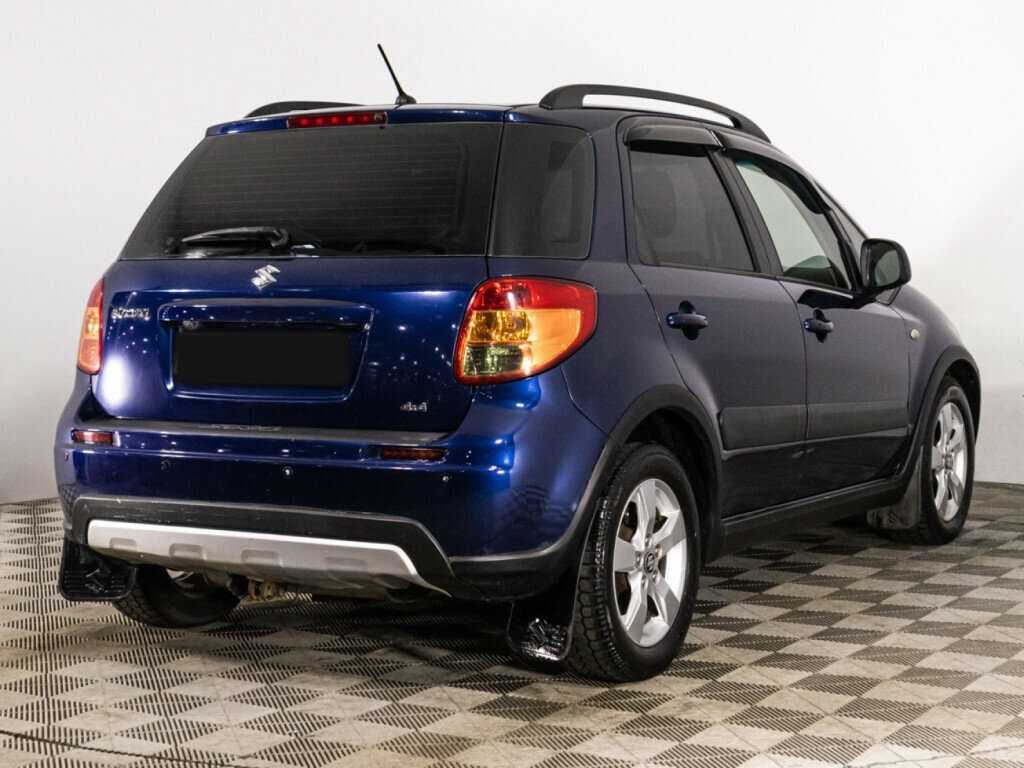 Suzuki SX4 с пробегом — 2010 год. Фото: #4