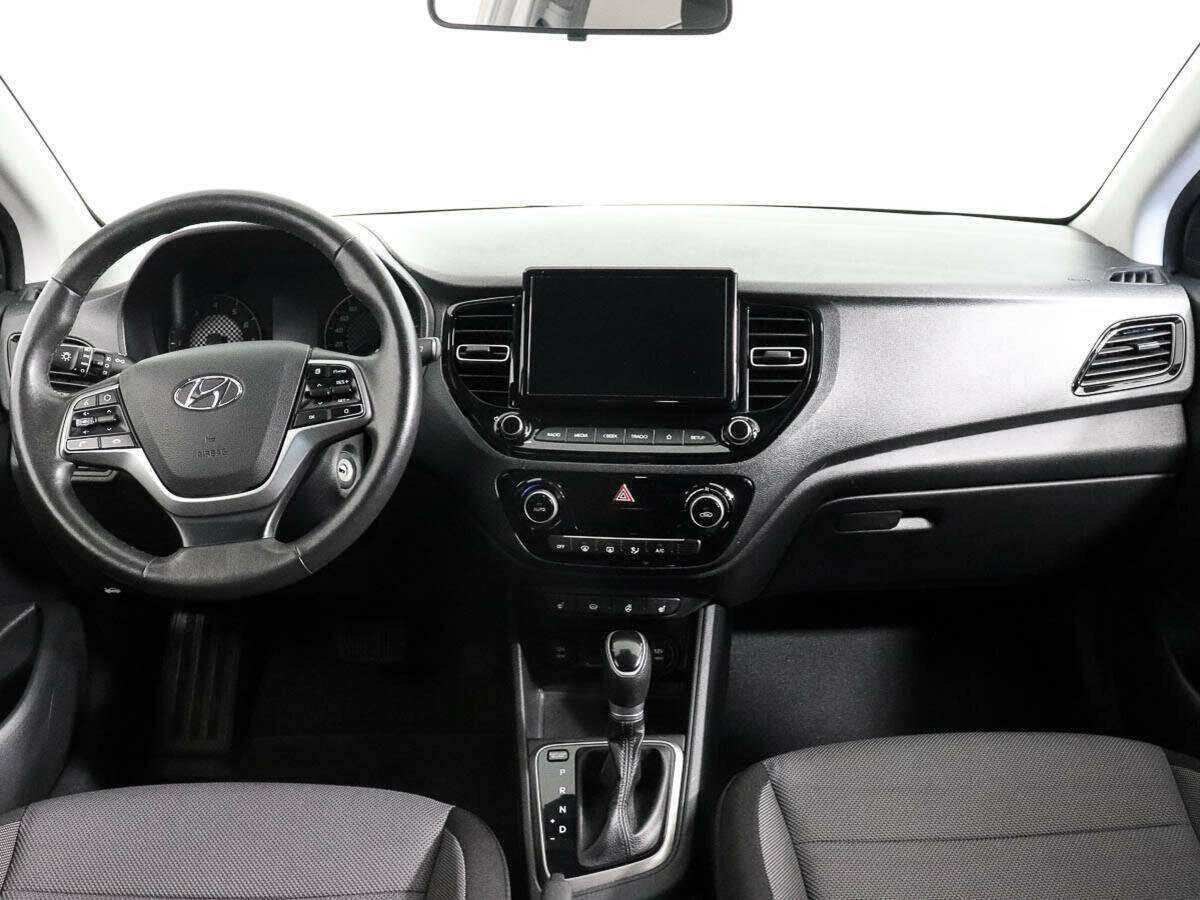 Hyundai Solaris с пробегом — 2020 год. Фото: #10