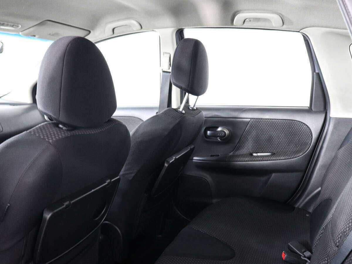 Nissan Note с пробегом — 2007 год. Фото: #6