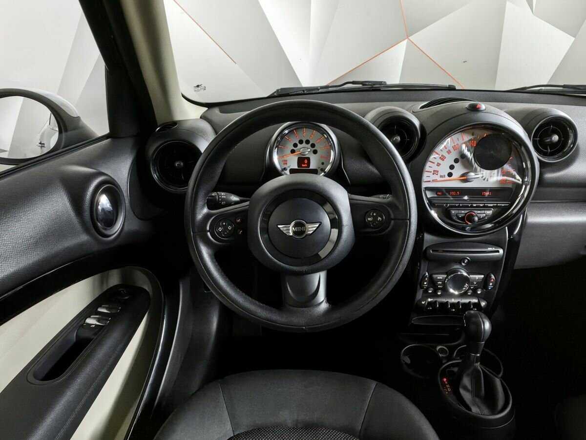 Mini Countryman с пробегом — 2014 год. Фото: #15