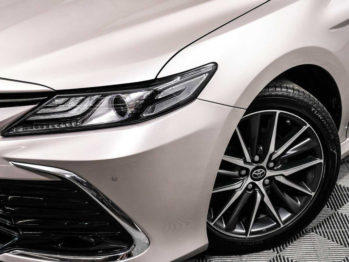 Toyota Camry с пробегом — 2023 год. Фото: #15
