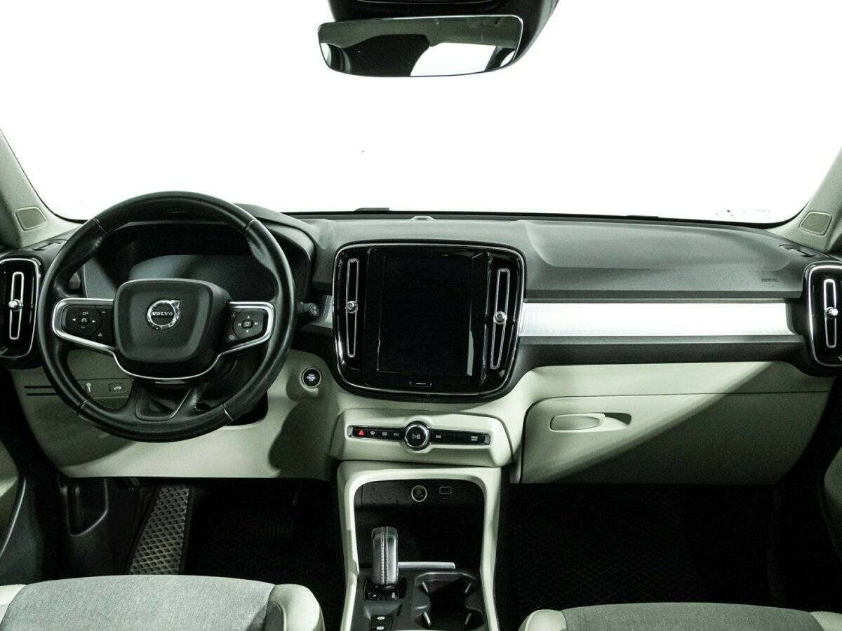 Volvo XC40 с пробегом — 2018 год. Фото: #12