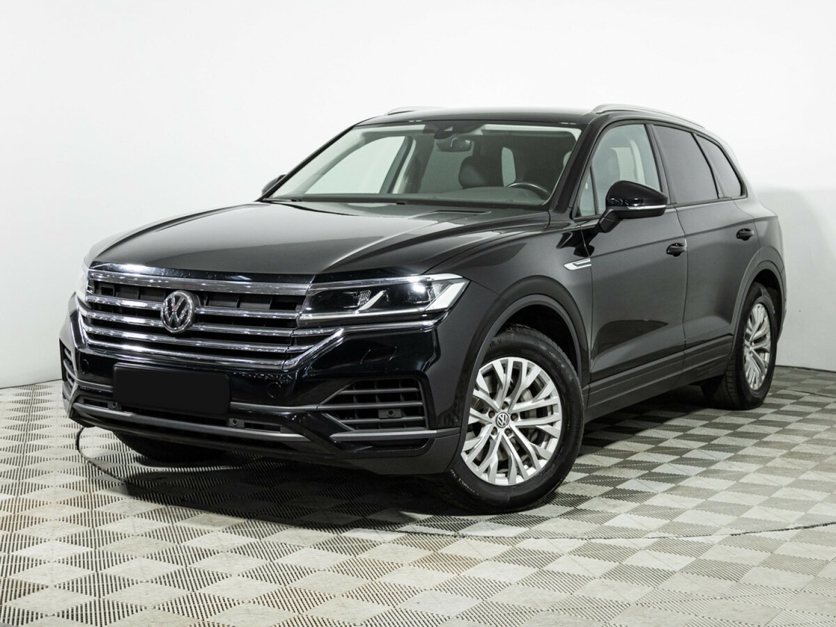 Volkswagen Touareg с пробегом — 2018 год. Посмотреть фото
