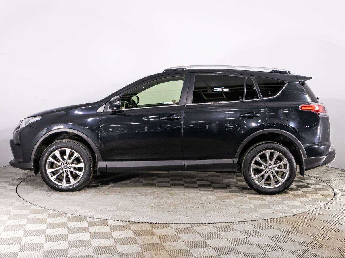 Toyota RAV4 с пробегом — 2016 год. Фото: #7