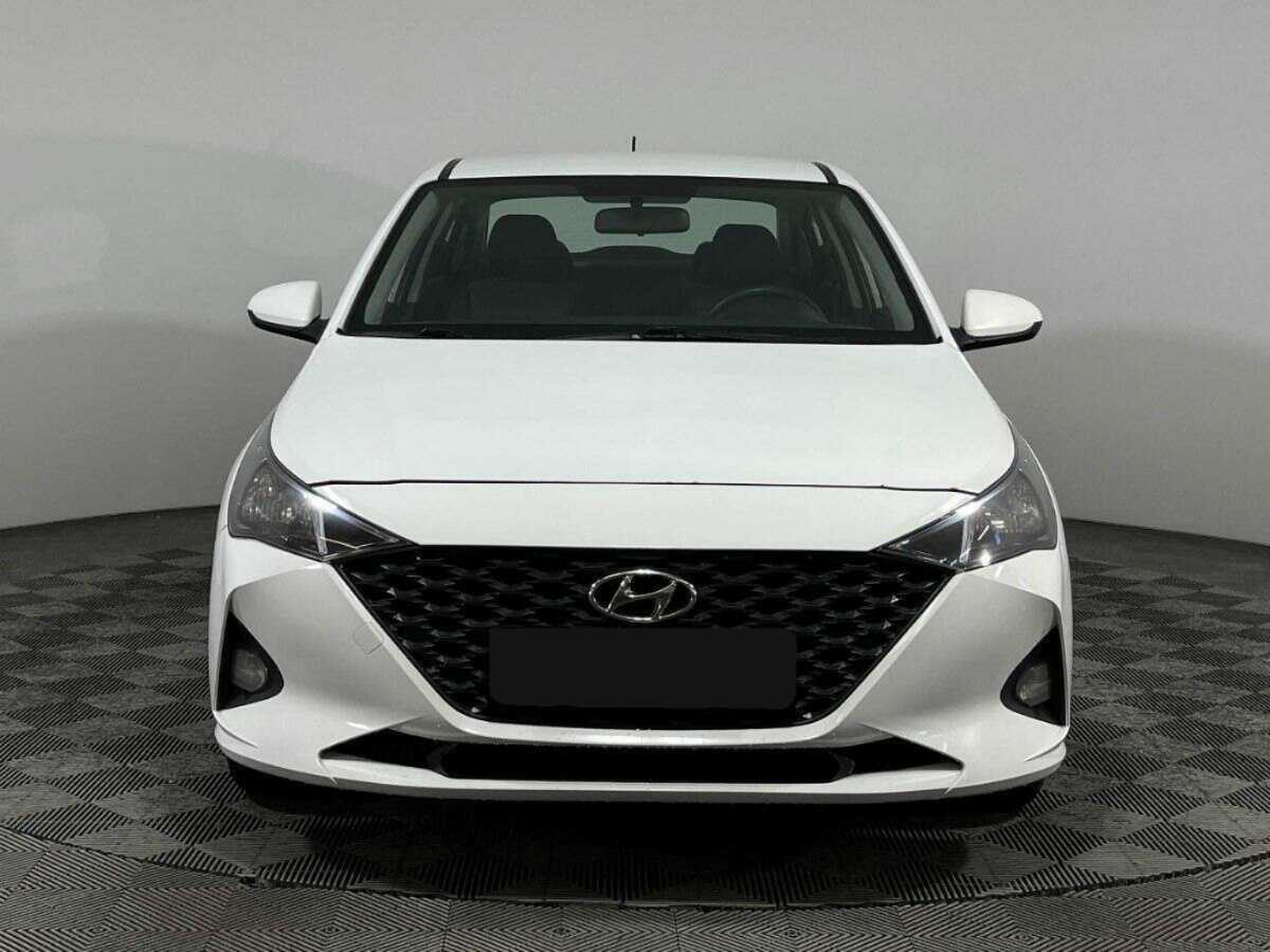 Hyundai Solaris с пробегом — 2020 год. Фото: #1