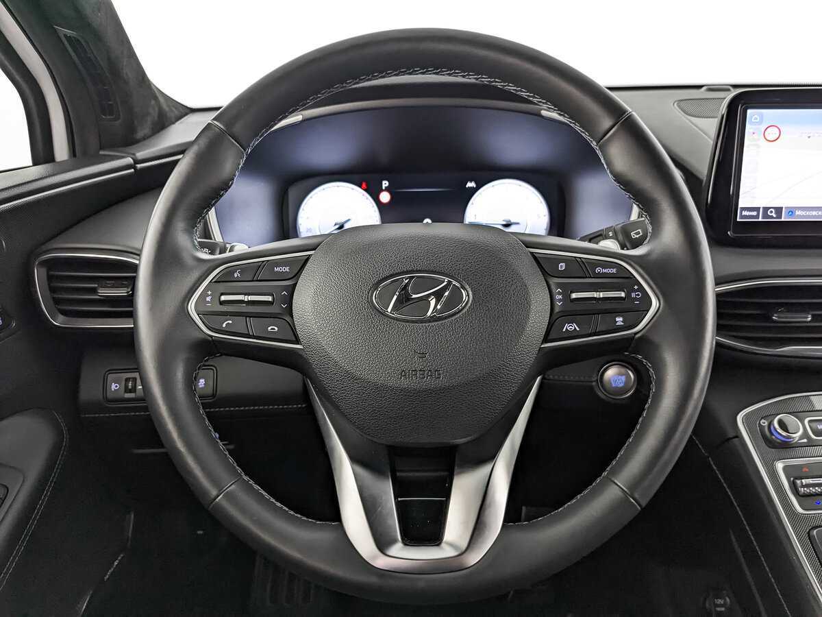 Hyundai Santa Fe с пробегом — 2022 год. Фото: #16