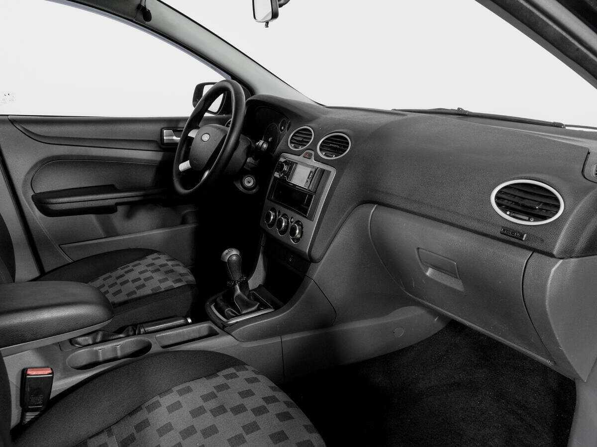 Ford Focus с пробегом — 2007 год. Фото: #8