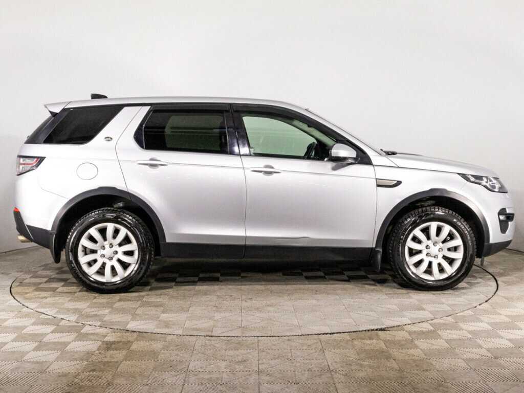Land Rover Discovery Sport с пробегом — 2019 год. Фото: #3