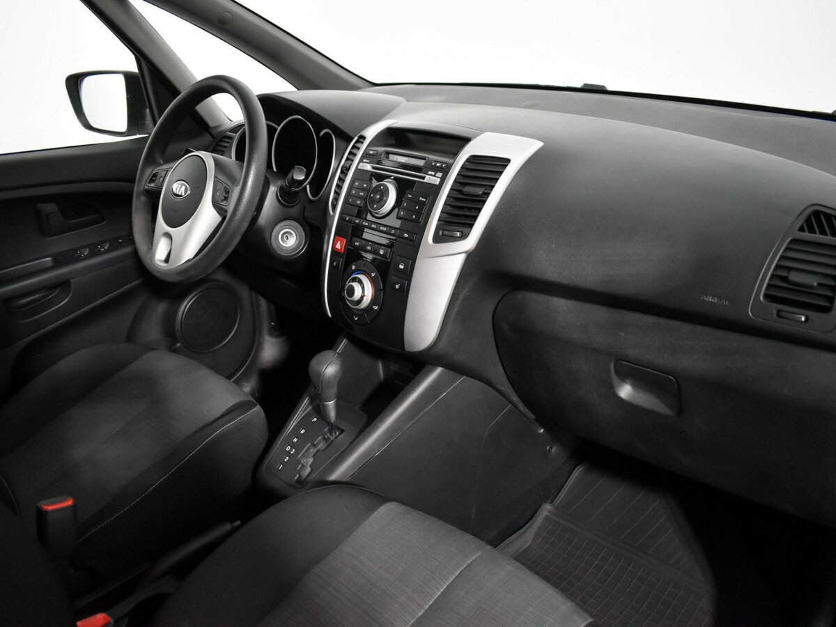 Kia Venga с пробегом — 2014 год. Фото: #11