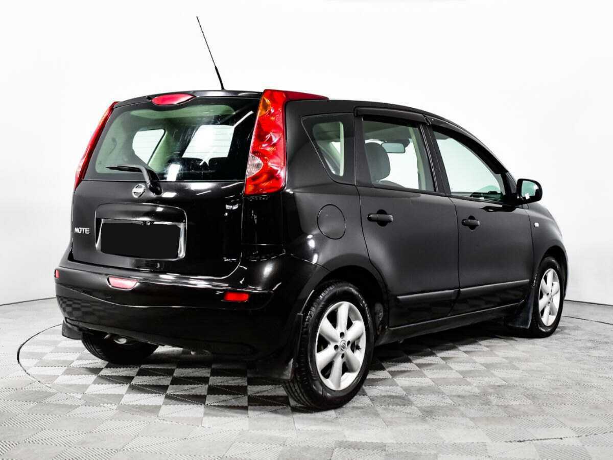 Nissan Note с пробегом — 2008 год. Фото: #3