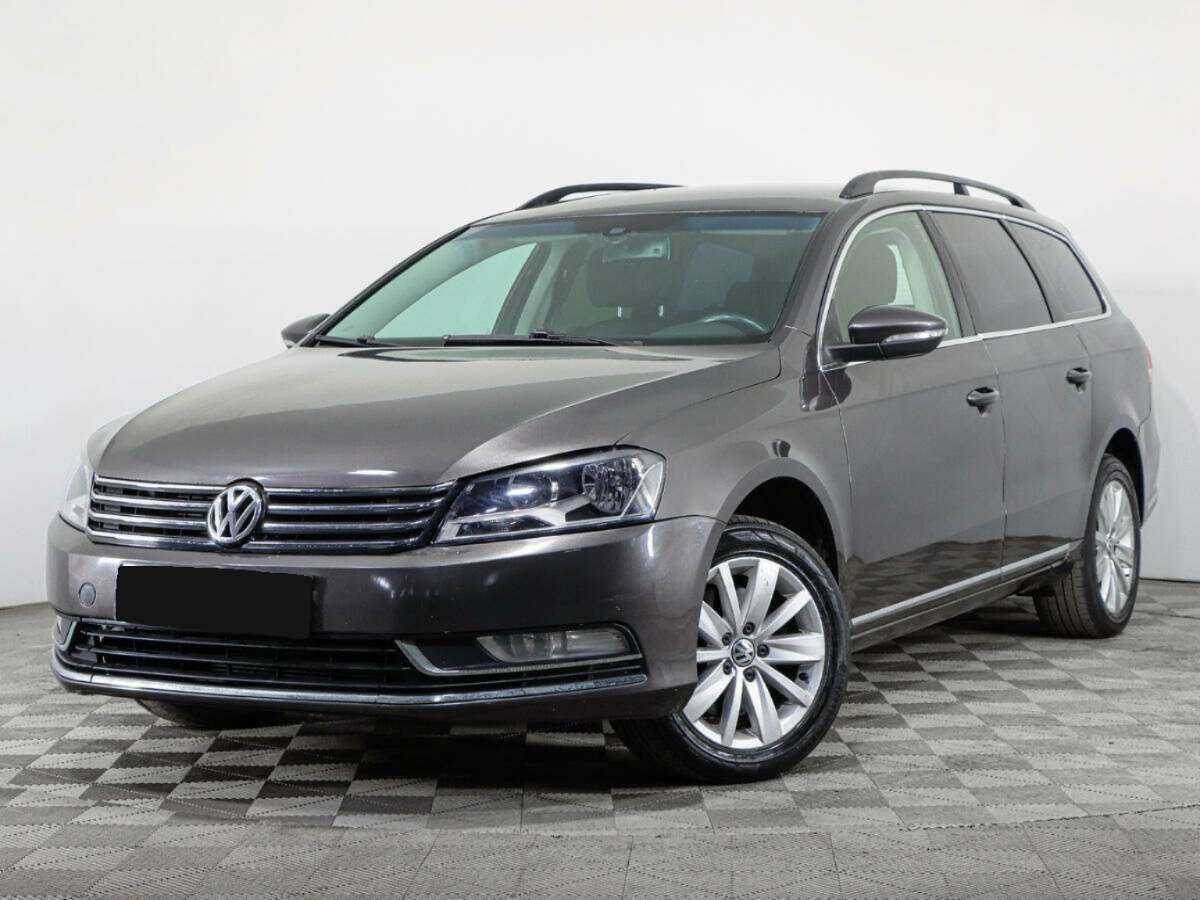 Volkswagen Passat с пробегом — 2011 год. Фото: #0