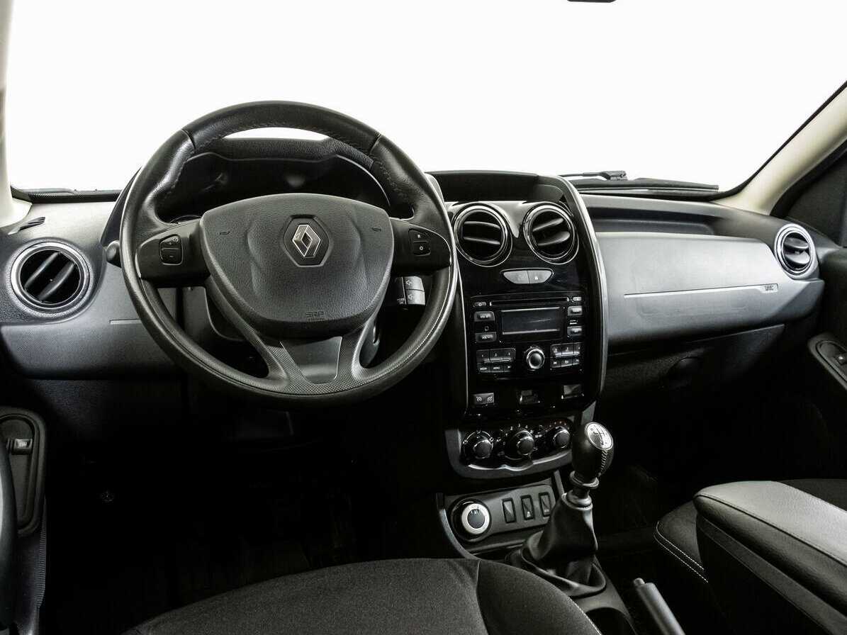 Renault Duster с пробегом — 2017 год. Фото: #8
