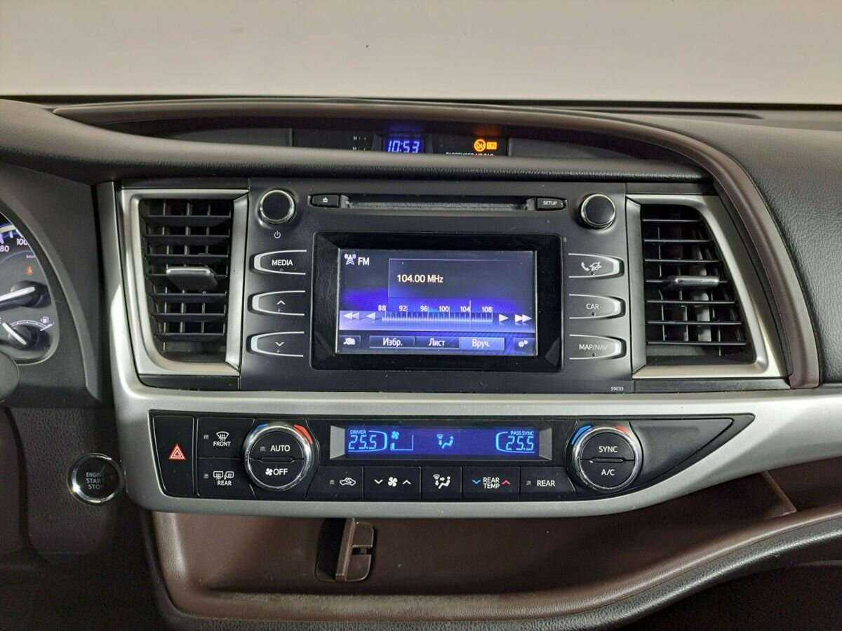 Toyota Highlander с пробегом — 2014 год. Фото: #12