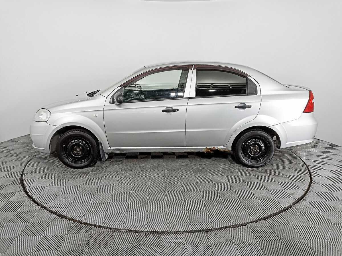 Chevrolet Aveo с пробегом — 2008 год. Фото: #7