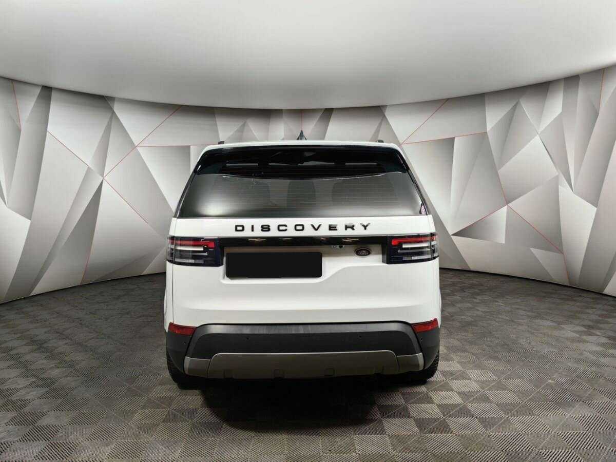 Land Rover Discovery с пробегом — 2018 год. Фото: #7