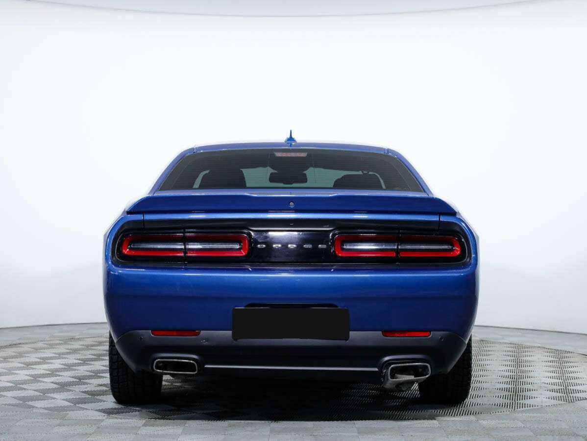 Dodge Challenger с пробегом — 2020 год. Фото: #4