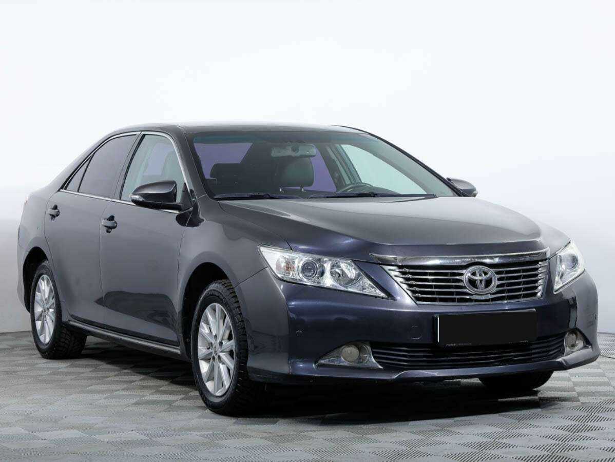 Toyota Camry с пробегом — 2013 год. Фото: #1