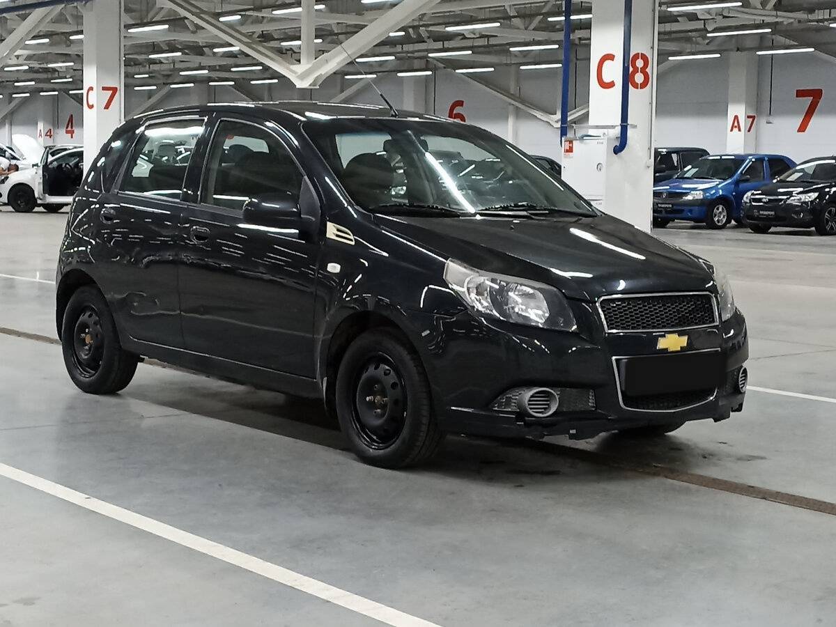 Chevrolet Aveo с пробегом — 2011 год. Фото: #2