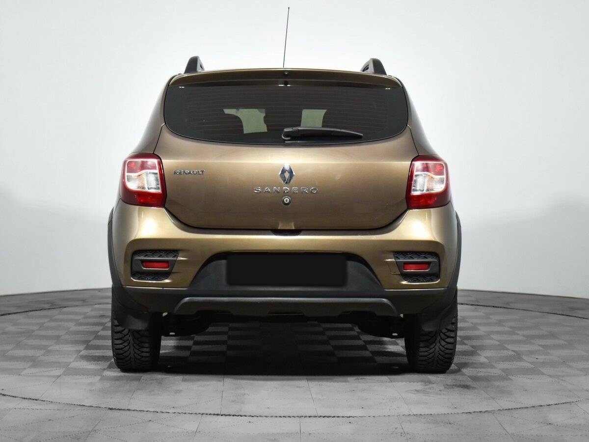 Renault Sandero с пробегом — 2019 год. Фото: #10