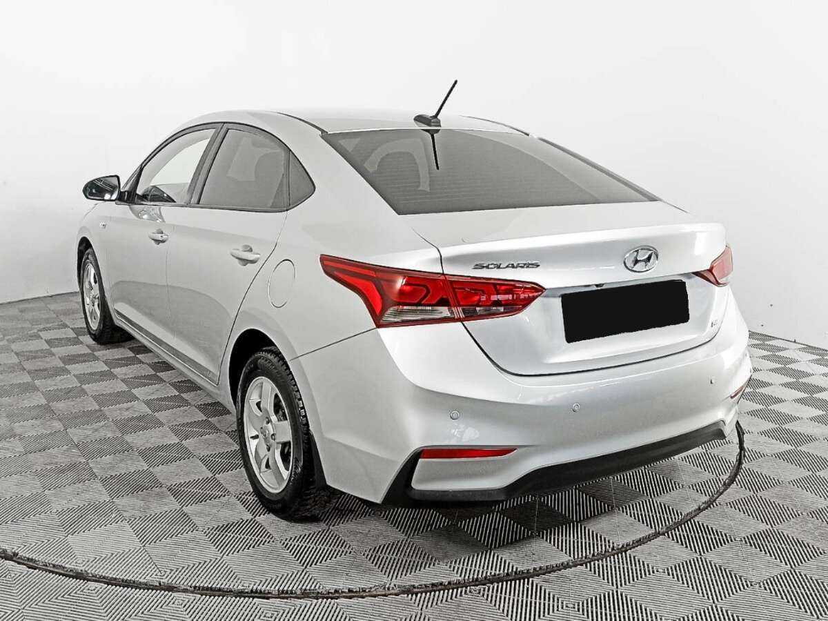 Hyundai Solaris с пробегом — 2017 год. Фото: #6