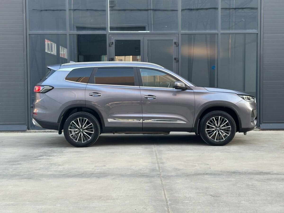 Chery Tiggo 8 Pro e+ с пробегом — 2023 год. Фото: #8