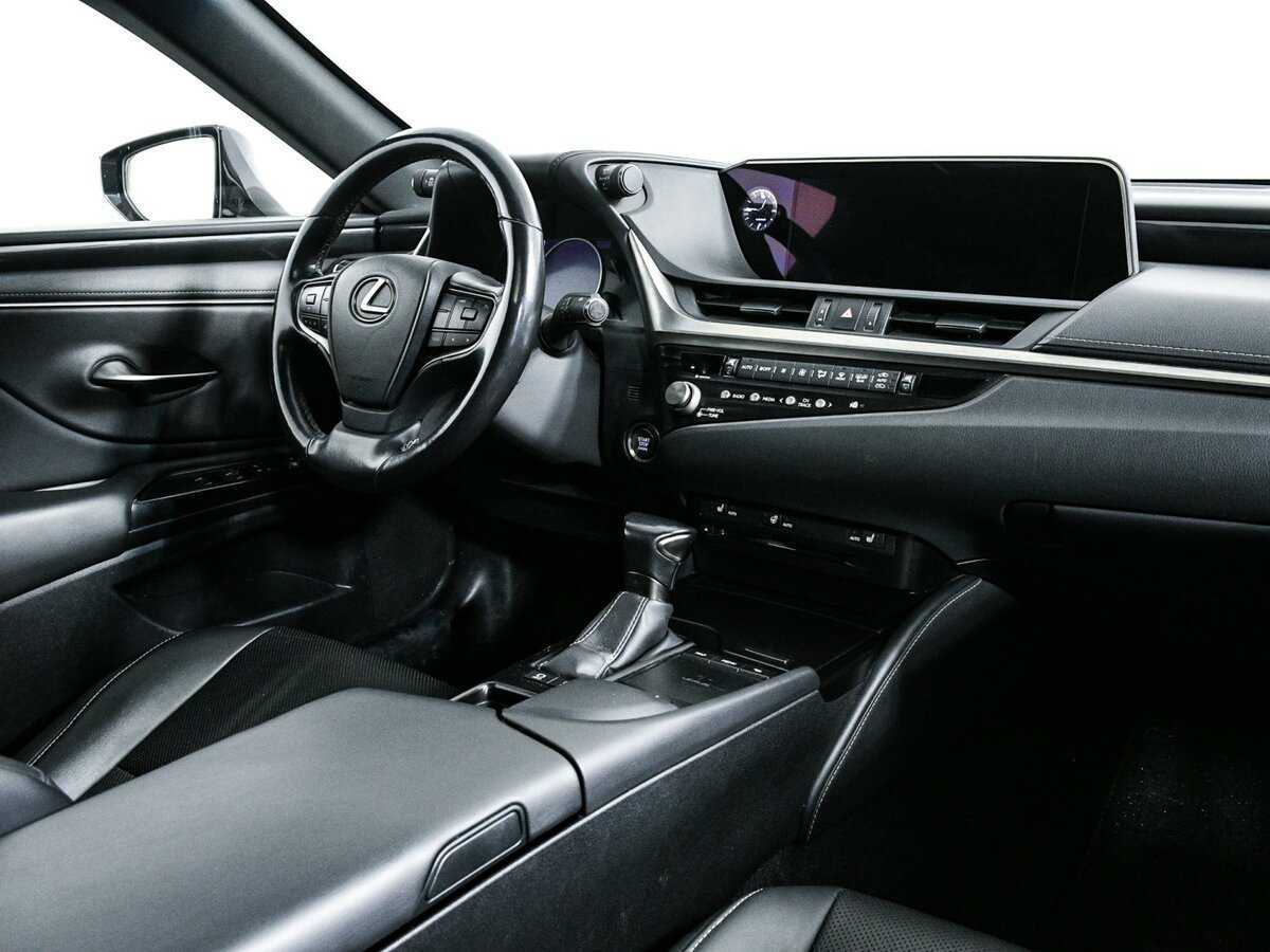 Lexus ES с пробегом — 2020 год. Фото: #8