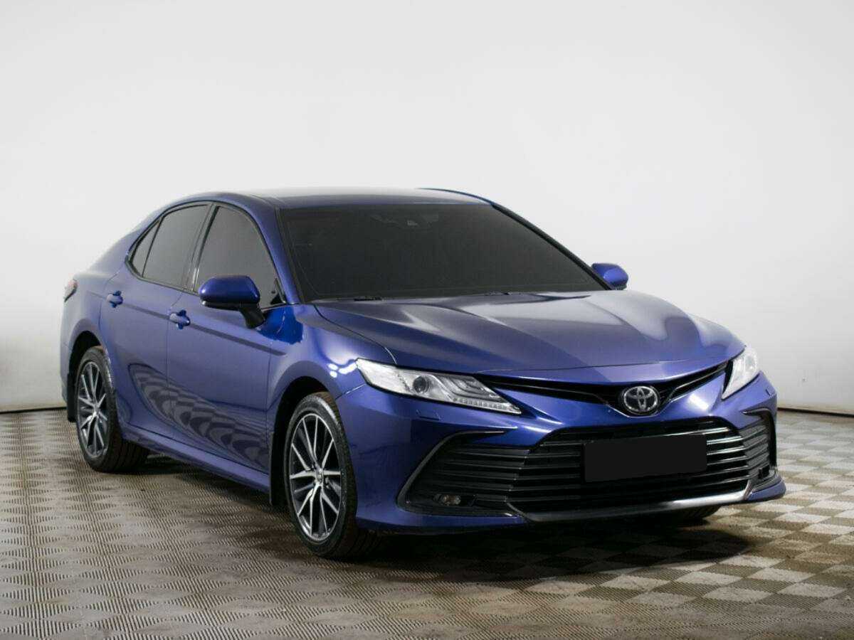 Toyota Camry с пробегом — 2021 год. Фото: #2