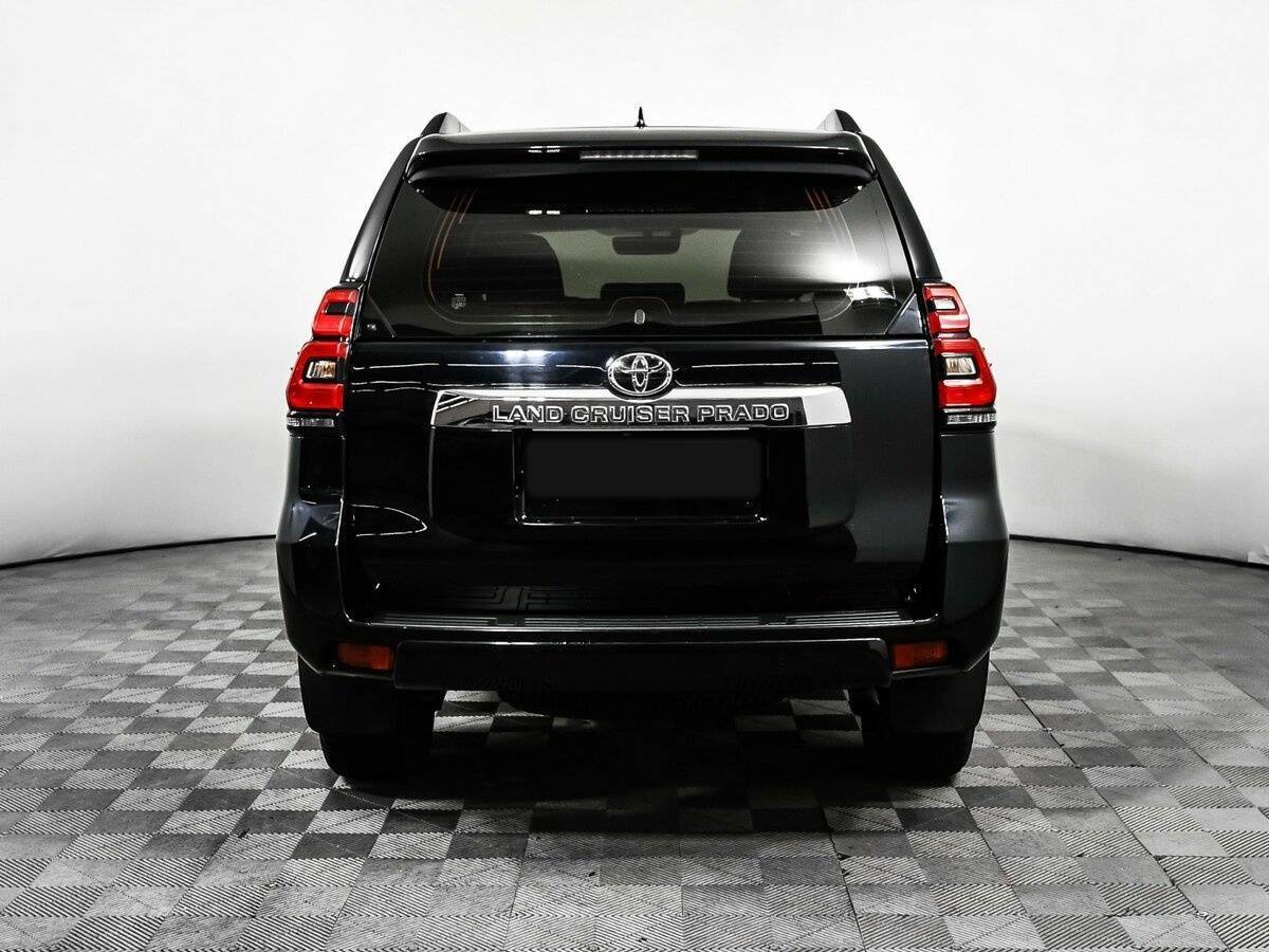 Toyota Land Cruiser Prado с пробегом — 2018 год. Фото: #5