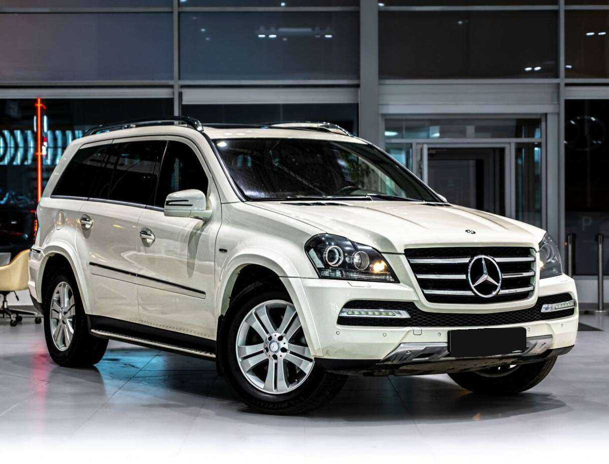 Mercedes-Benz GL-Класс с пробегом — 2012 год. Фото: #1