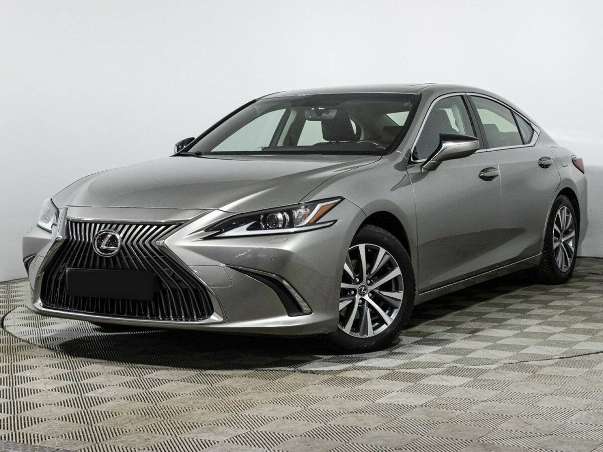 Lexus ES с пробегом — 2018 год. Фото: #0