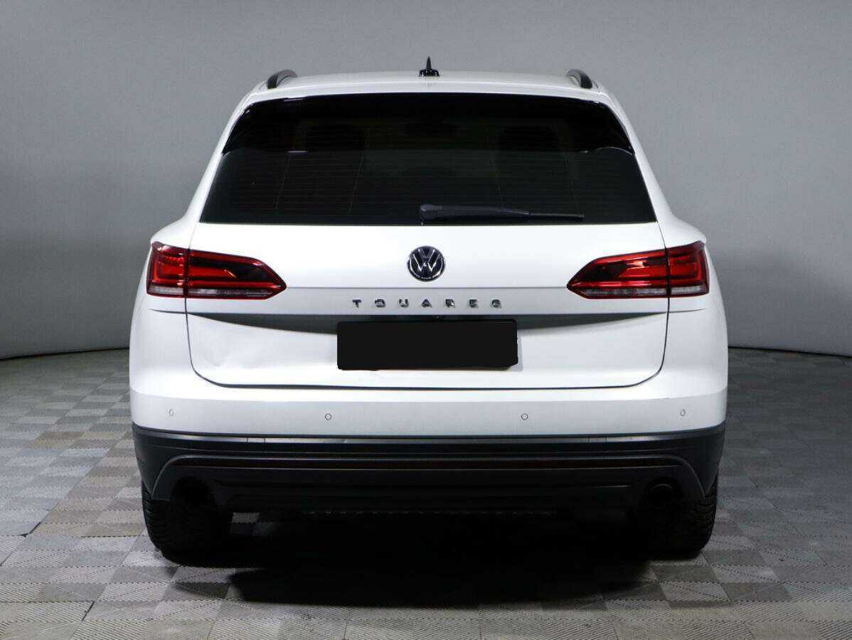 Volkswagen Touareg с пробегом — 2019 год. Фото: #4