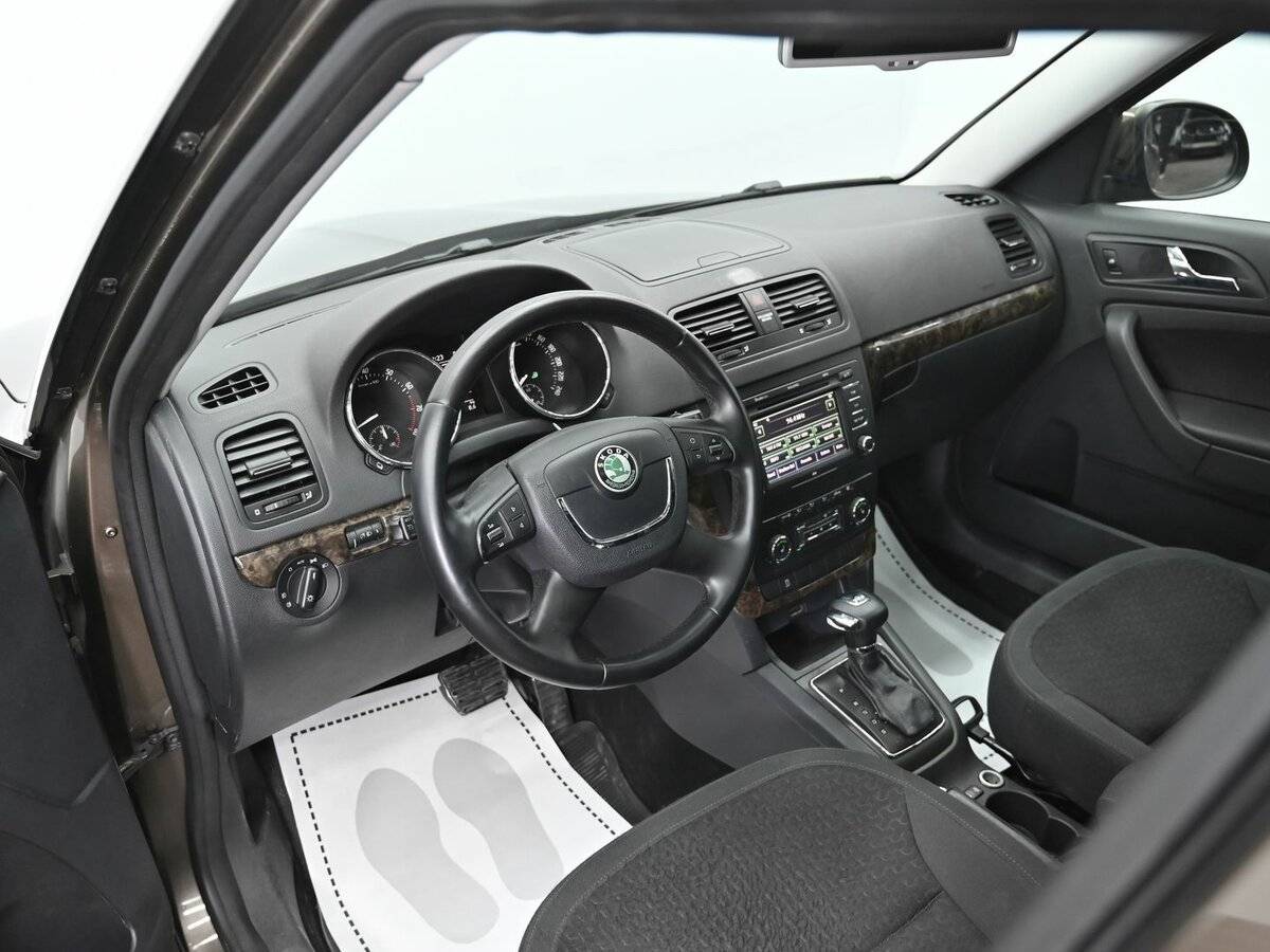 Skoda Yeti с пробегом — 2011 год. Фото: #7