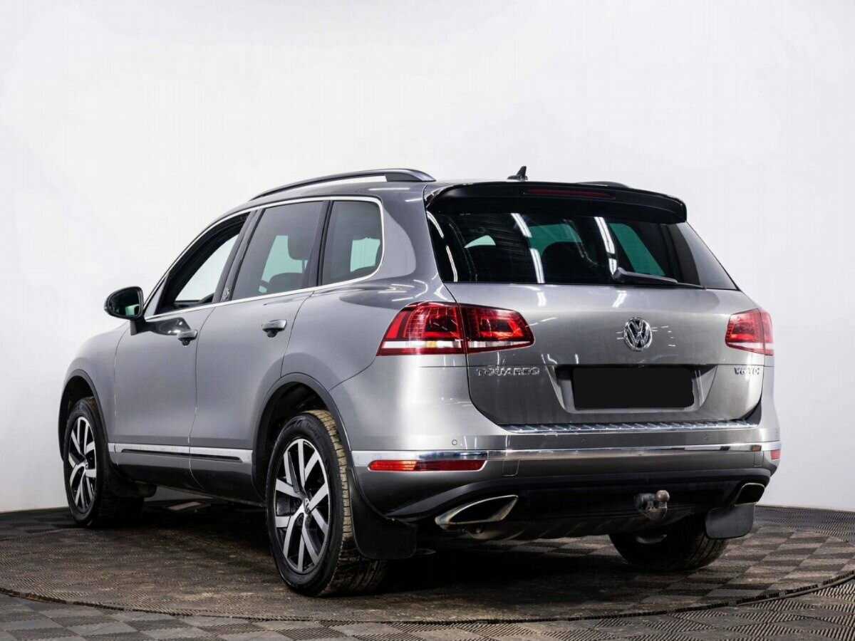 Volkswagen Touareg с пробегом — 2017 год. Фото: #3