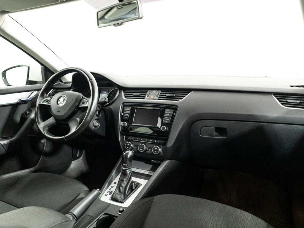 Skoda Octavia с пробегом — 2014 год. Фото: #8