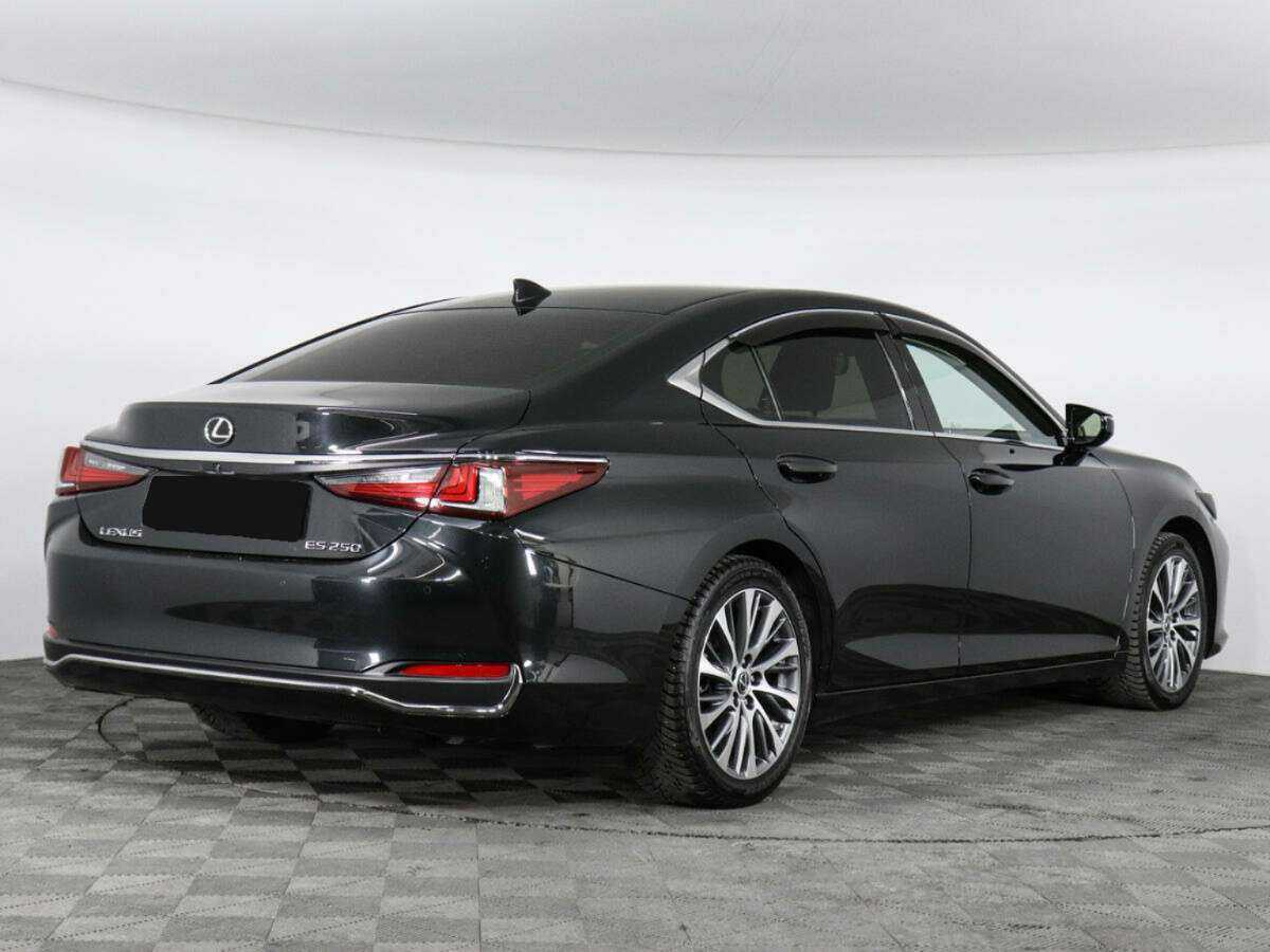 Lexus ES с пробегом — 2019 год. Фото: #4