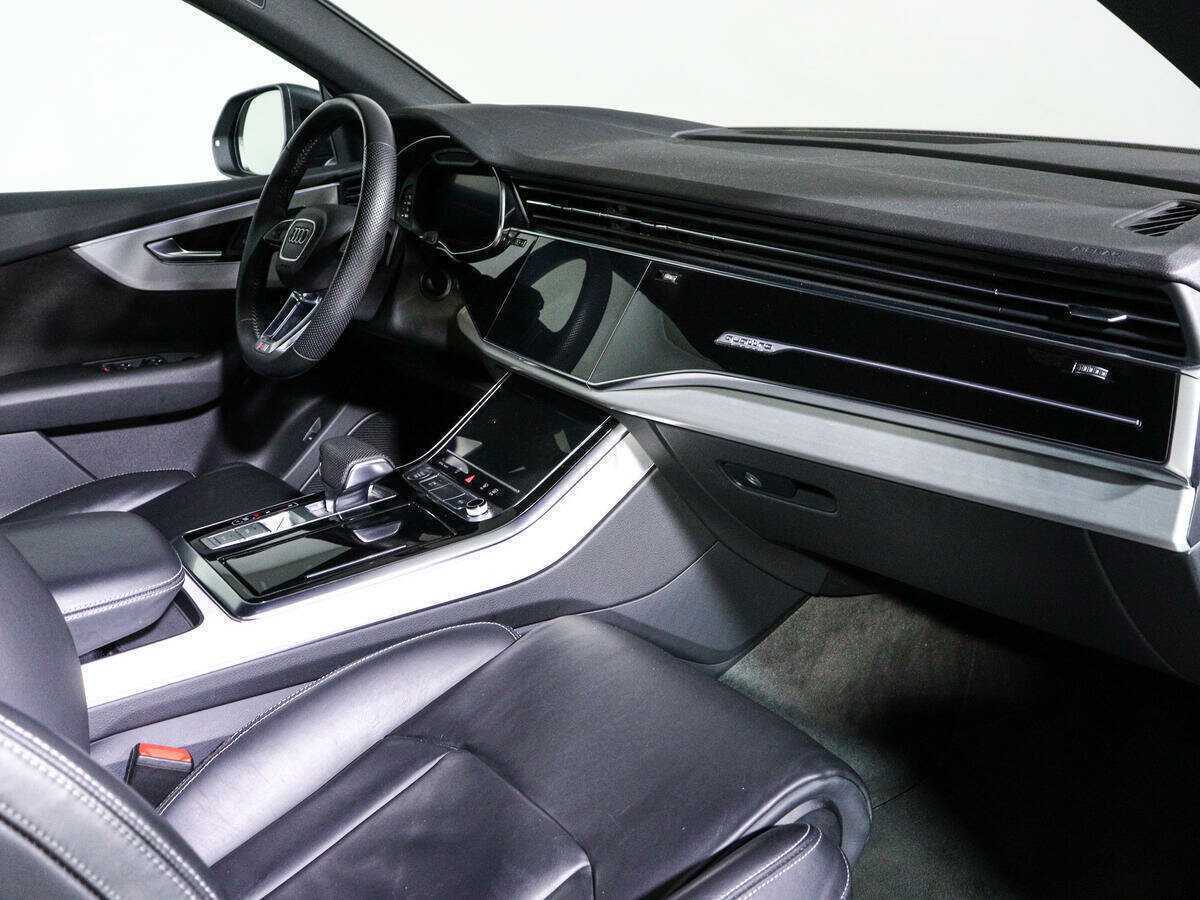 Audi Q8 с пробегом — 2019 год. Фото: #6