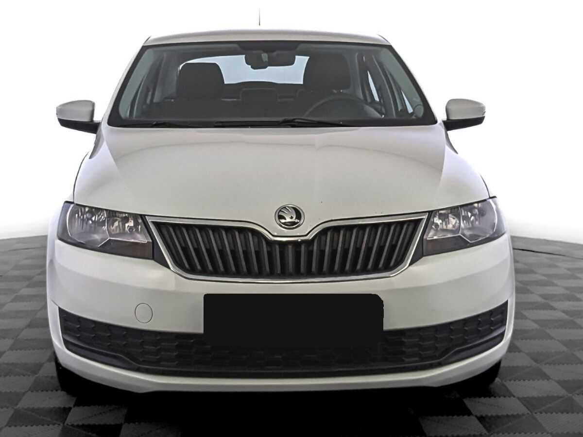 Skoda Rapid с пробегом — 2019 год. Фото: #1