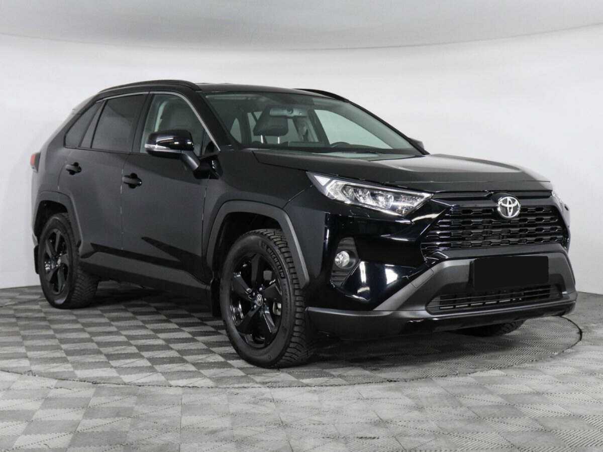 Toyota RAV4 с пробегом — 2021 год. Фото: #2