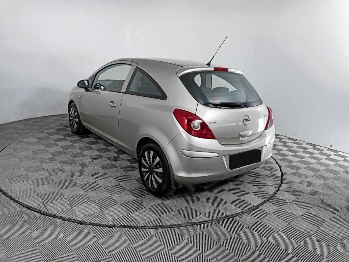 Opel Corsa с пробегом — 2008 год. Фото: #6