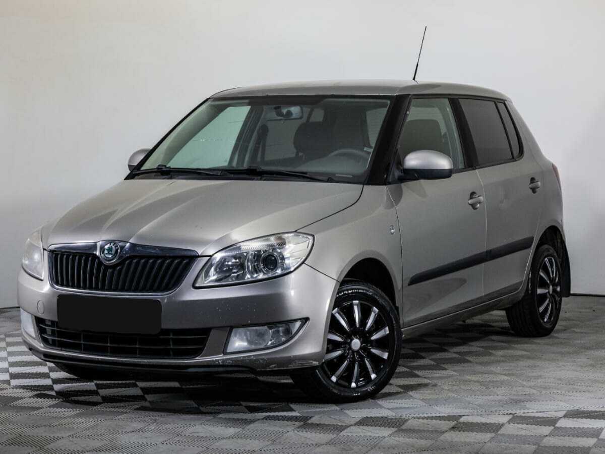 Skoda Fabia с пробегом — 2011 год. Посмотреть фото