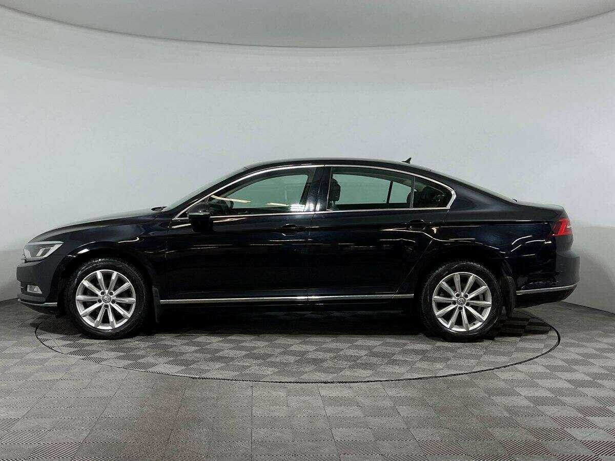 Volkswagen Passat с пробегом — 2017 год. Фото: #7