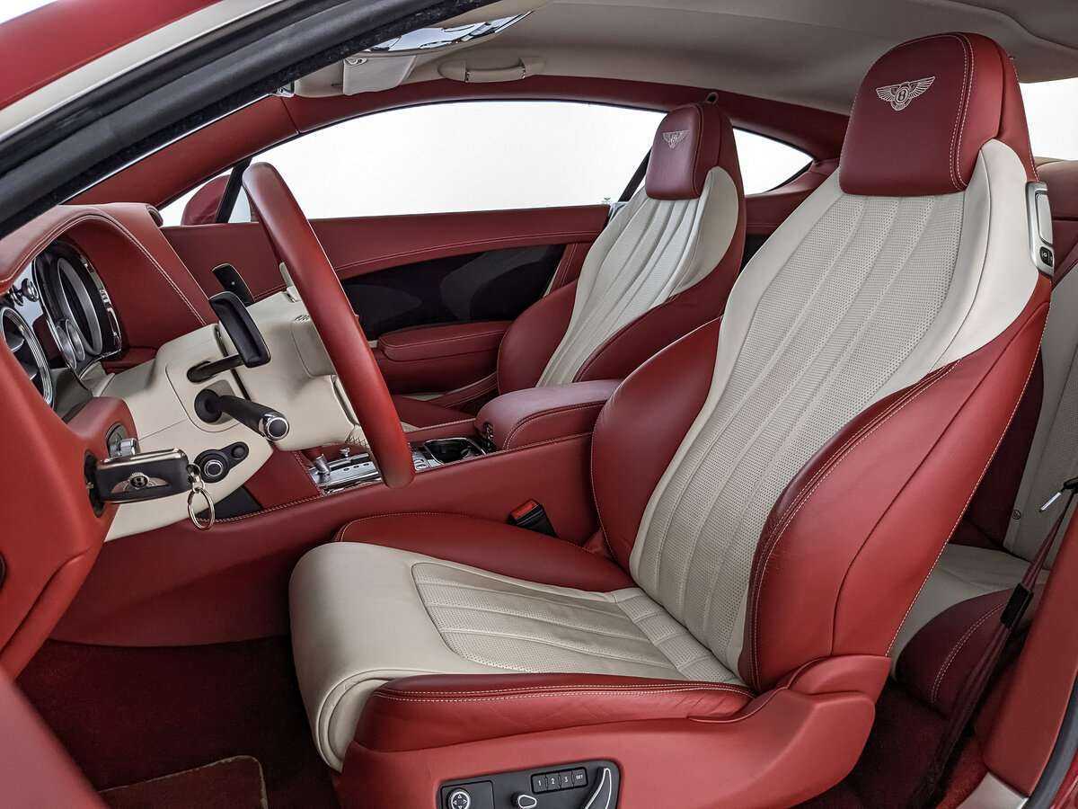 Bentley Continental GT с пробегом — 2012 год. Фото: #15