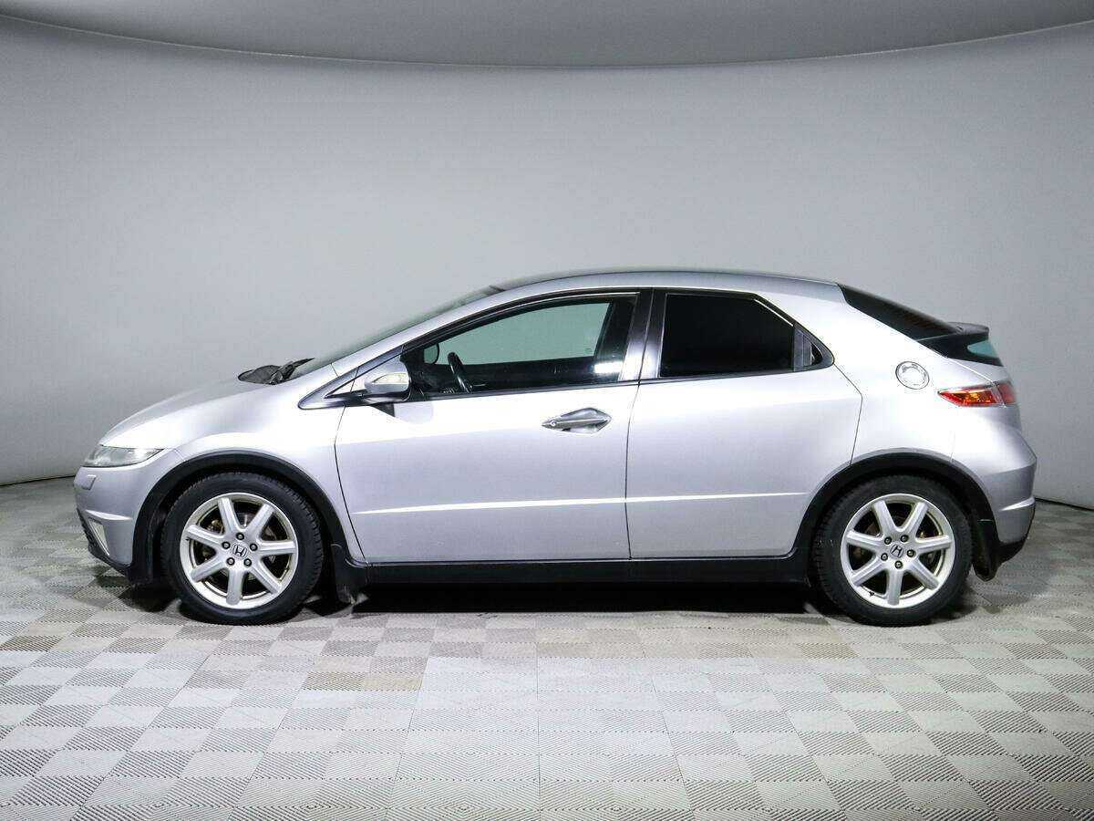 Honda Civic с пробегом — 2008 год. Фото: #7